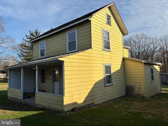 2nd image of 4924 Treher Rd