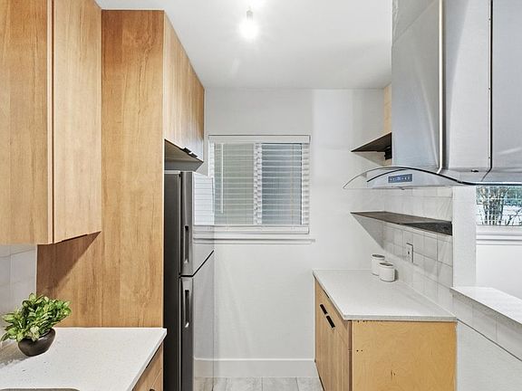 2nd image of 7929 Gault St APT 212