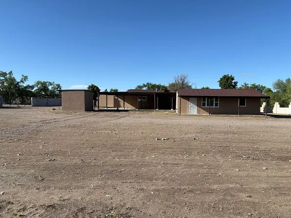 8 Los Sandovales, Pena Blanca, NM 87041