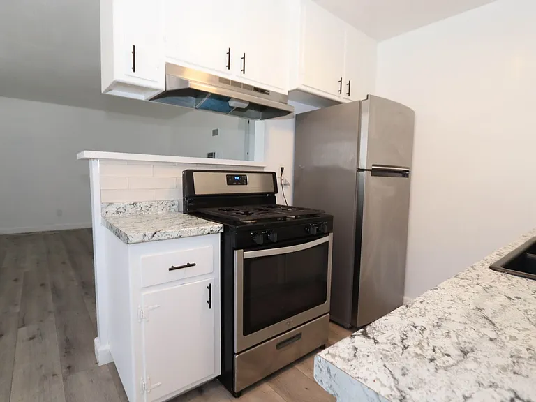 460 Vista Ave — Photo 10