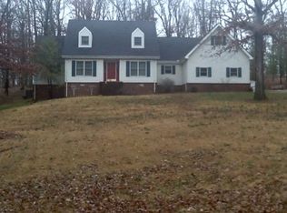 145 Green Hills Estate Rd, Paris, TN 38242