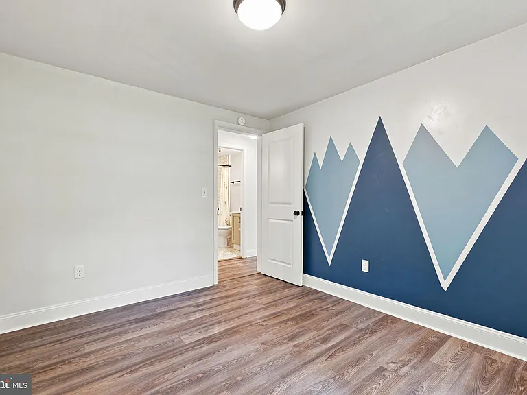 306 Fegan Rd — Photo 40
