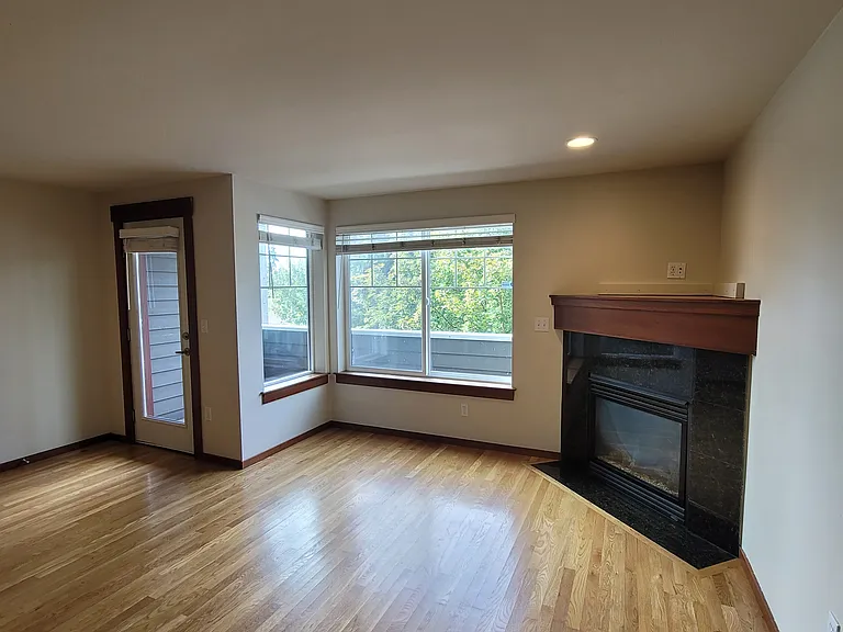 11014 Greenwood Ave N #B-1 — Photo 6