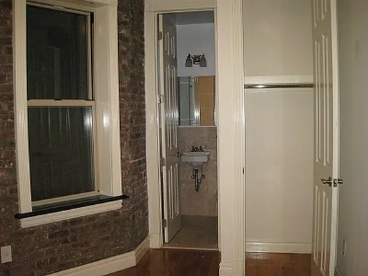 Rented by Irvine Realty Group | media 21