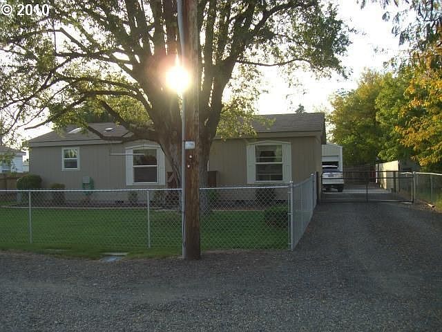 2nd image of 330 S Greenwood St