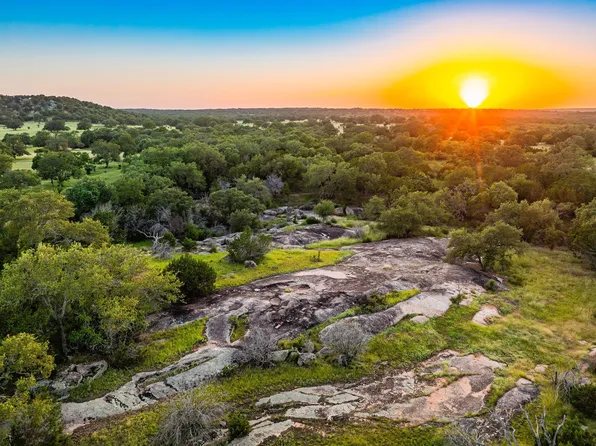 0 Ligon Smith Ln, Johnson City, TX 78636