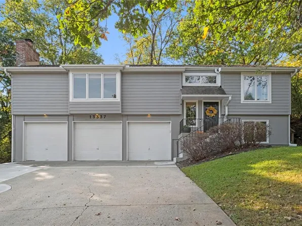 13337 Metropolitan Ave, Bonner Springs, KS 66012