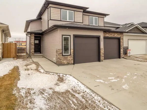 409 NE Rivergrove Chase W, Lethbridge, AB T1K 8E9