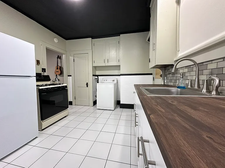 725 Market St #W — Photo 32