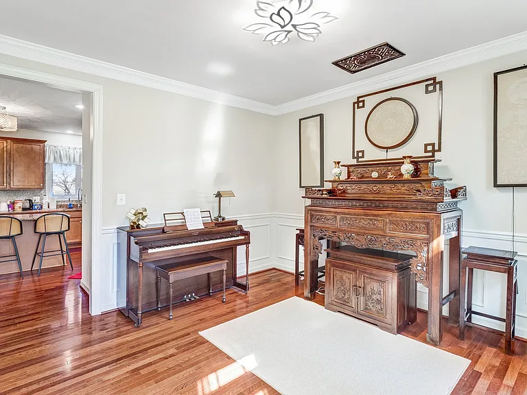 8312 Telegraph Rd — Photo 25