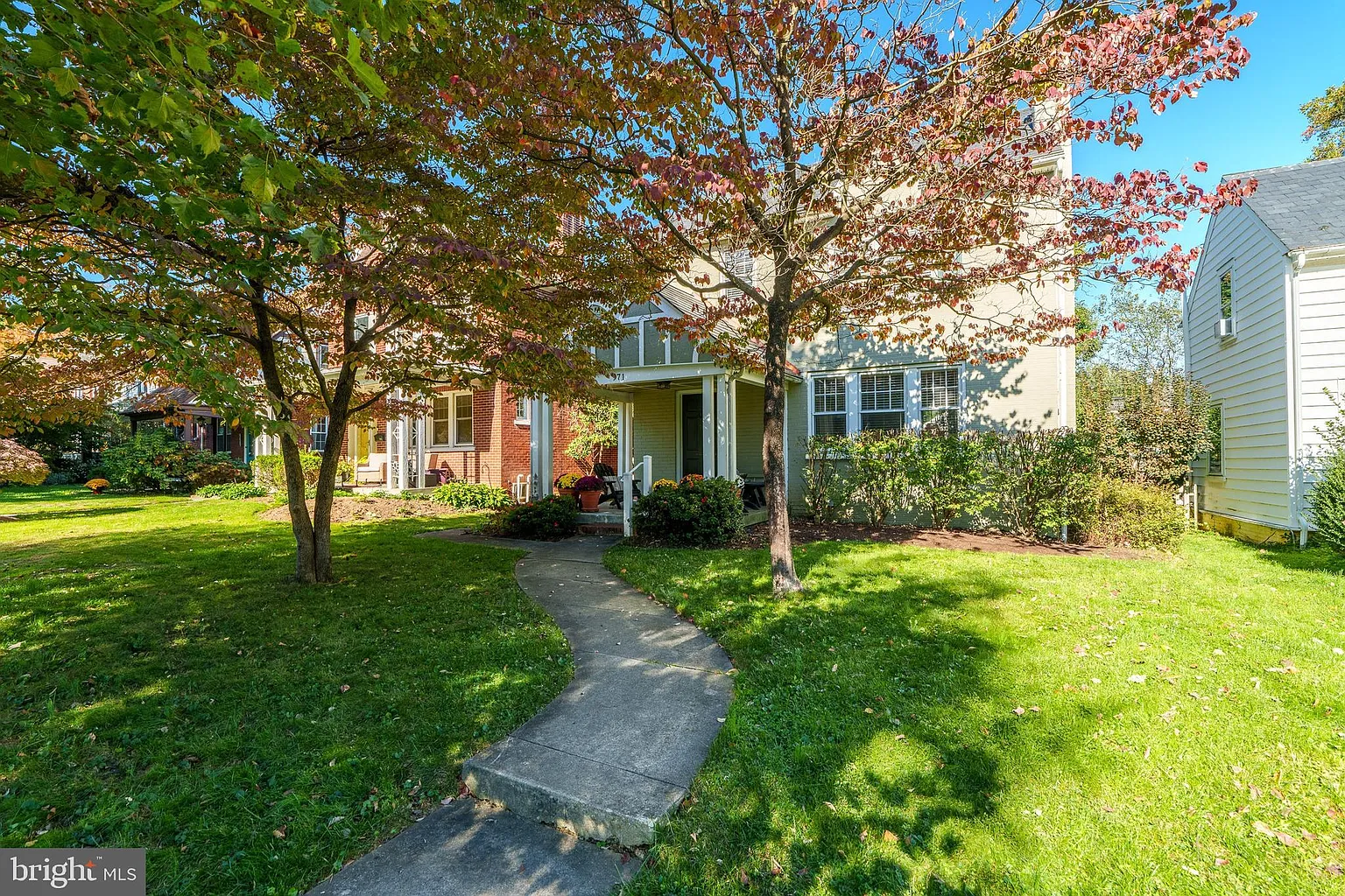 971 Helen Ave photo 1