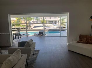 6911 Sunrise Pl, Coral Gables, FL 33133