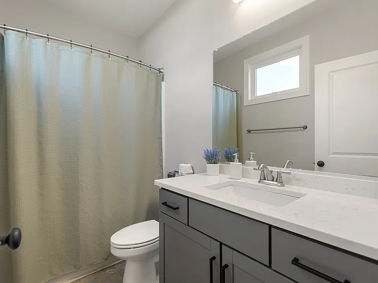 2511 Porter St #1 — Photo 21