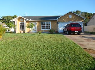3504 SE Hyde Cir, Port Saint Lucie, FL 34984