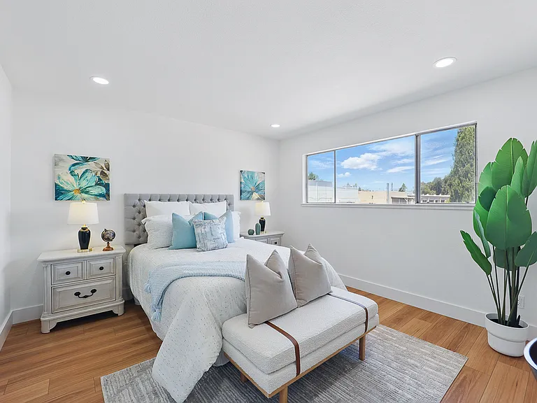 656 Ash Ct — Photo 10