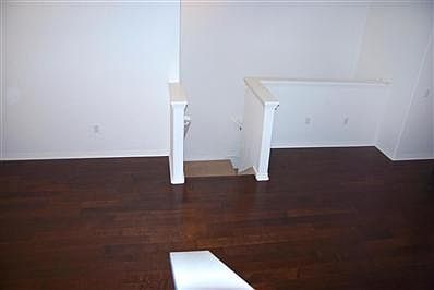 3rd image of 343 N Calle Cesar Chavez