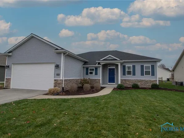 5118 Merlot Dr, Oregon, OH 43616