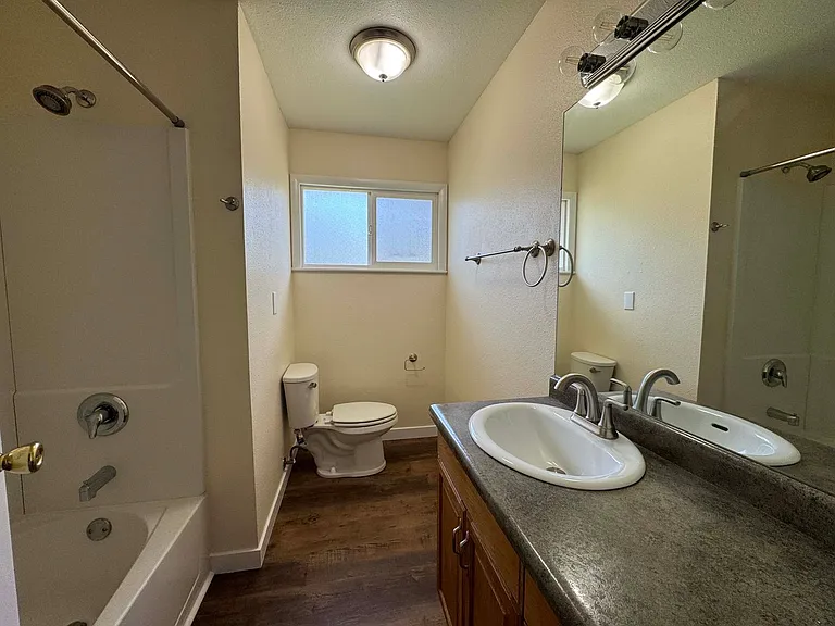 1205 Aspen Ave — Photo 9
