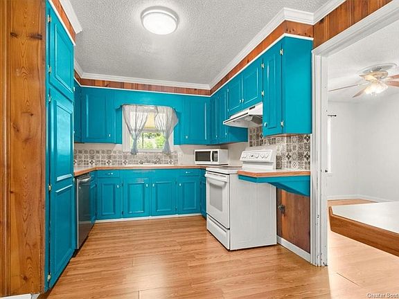 4th image of 1403 Dautel St