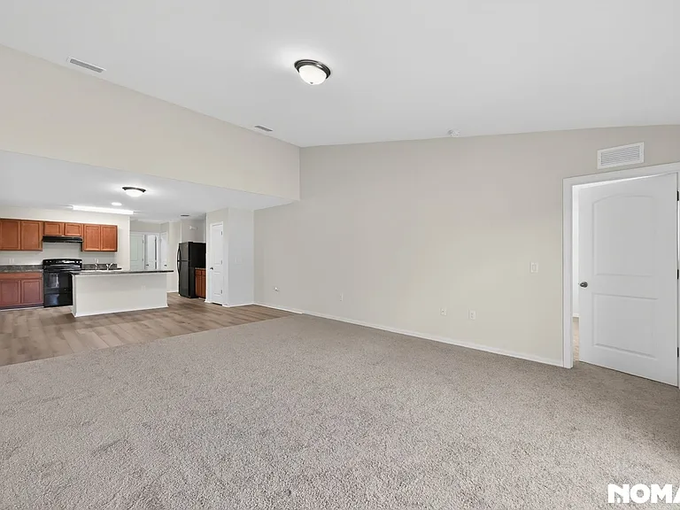 18266 Minorea Ln — Photo 11