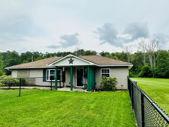 2001 State Route 49 E, Westfield, PA 16950