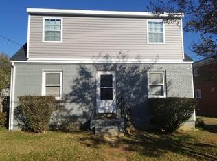 1909 N Dinwiddie St, Arlington, VA 22207