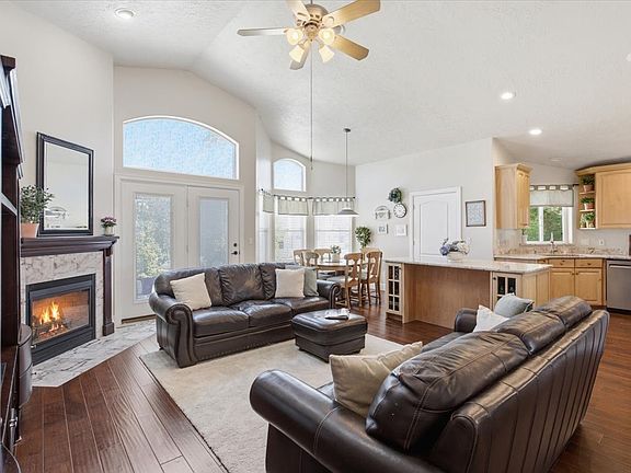 5th image of 1832 N Olsen Way