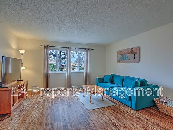 4th image of 9308 Gutierrez Rd NE