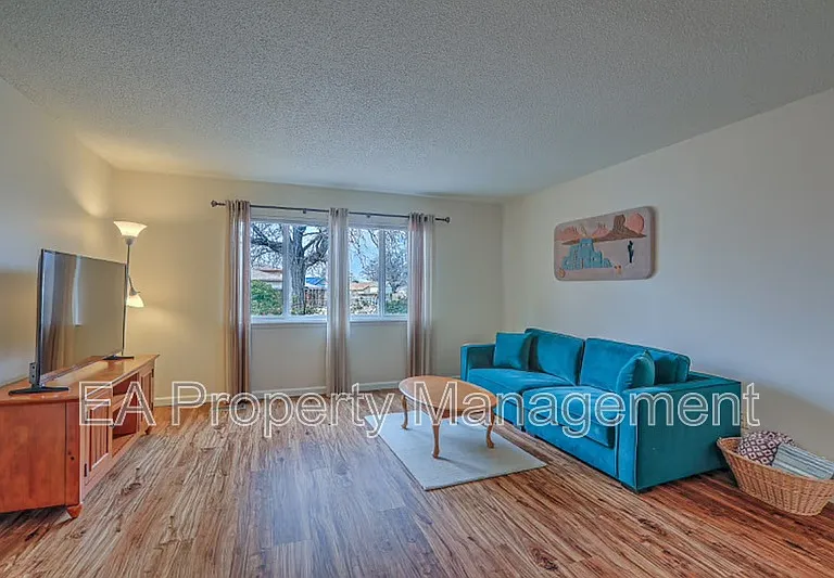 9308 Gutierrez Rd NE — Photo 4