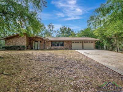 906 Rainbow Dr, Center, TX, 75935