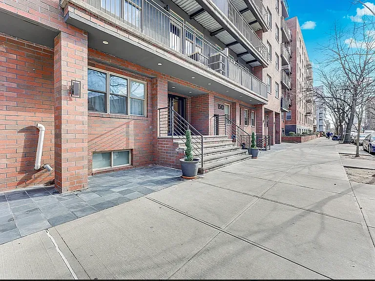 1543 E 19th St #8G — Photo 14