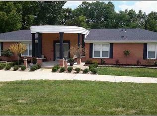 10756 Forest Circle Dr, Saint Louis, MO