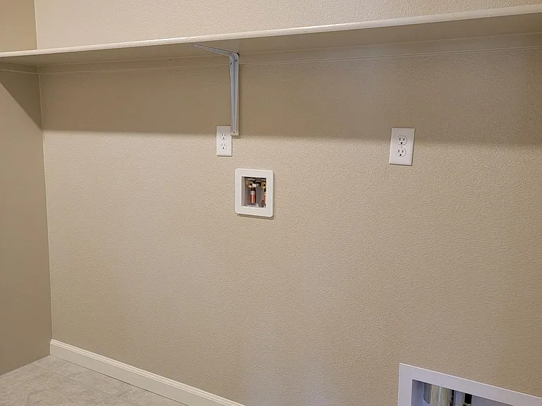 8955 Wolf River Dr — Photo 12