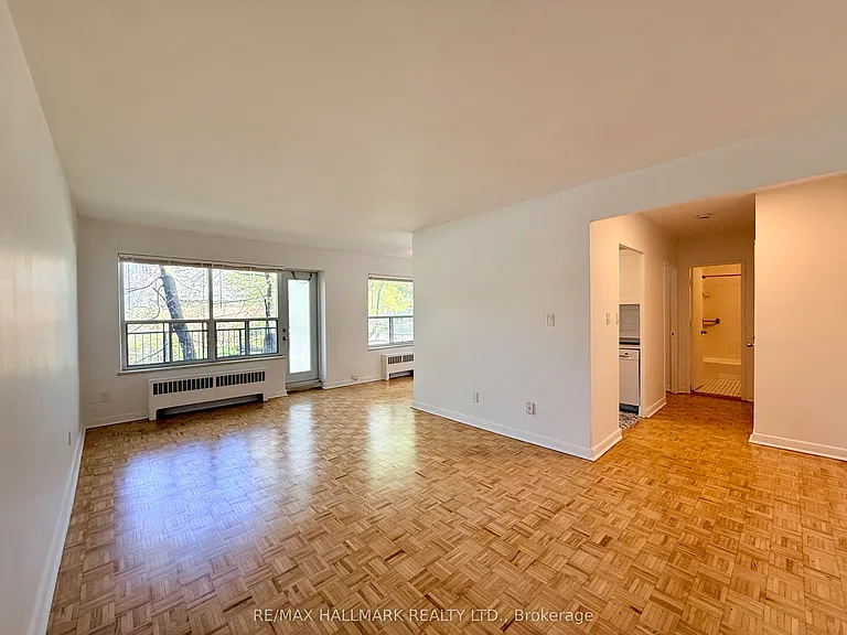 30 Upper Canada Dr #208 — Photo 2