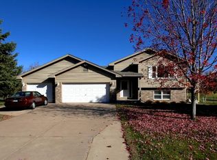 26189 Granada Ave, Wyoming, MN 55092