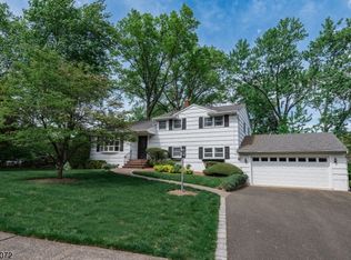 55 Gaynor Pl, Glen Rock, NJ 07452