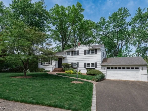 55 Gaynor Pl, Glen Rock Boro, NJ 07452