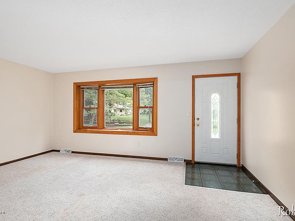 2nd image of 553 Nordberg Ave NW