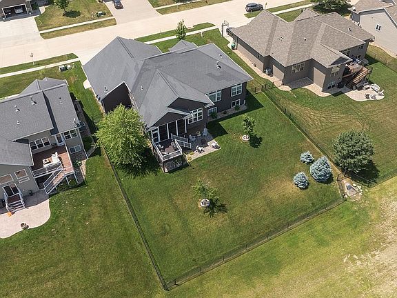 3rd image of 4235 Flagstick Dr