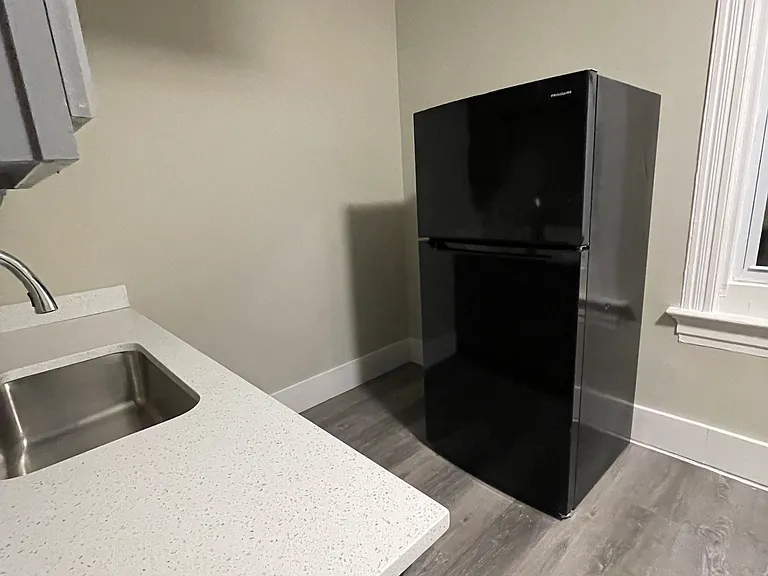 1715 Kinney Ave #2 — Photo 8