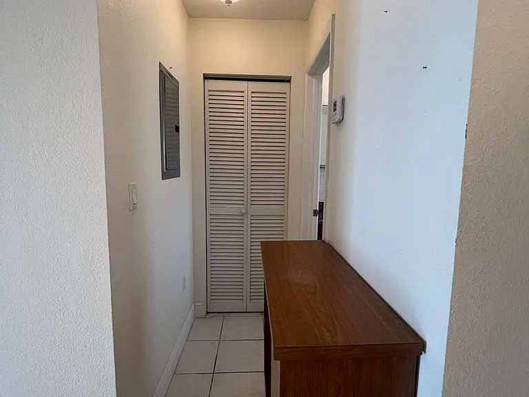 2200 Diana Dr #410 — Photo 11