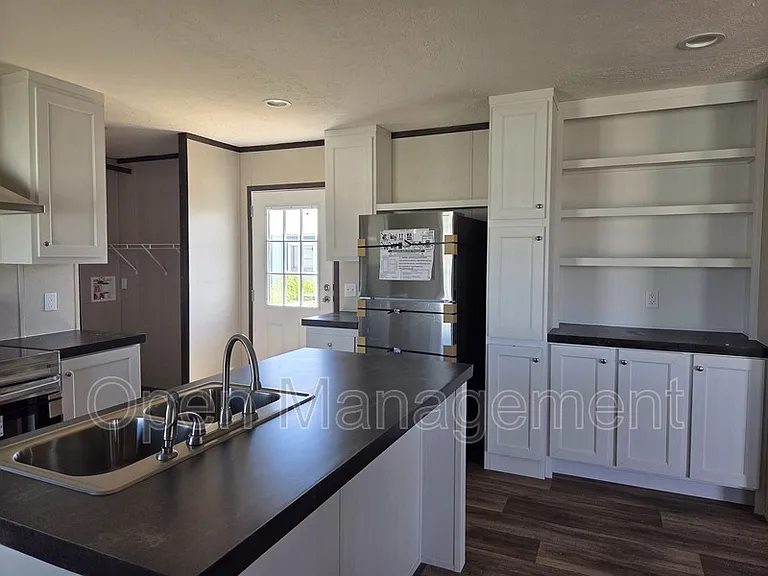 3300 Voight Blvd #424 — Photo 12