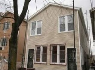 50 09 101st St, Corona, NY 11368