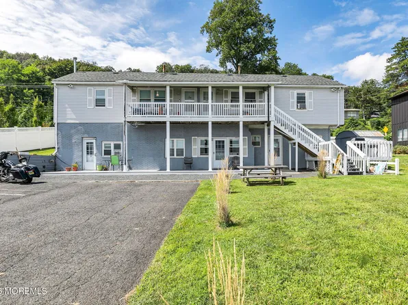 88 Portland Rd #3, Highlands, NJ 07732