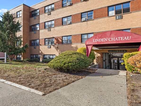 61 Linden St