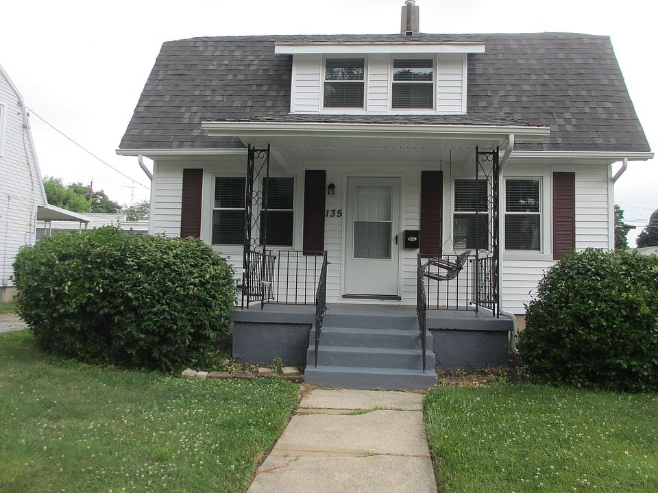1st image of 135 Bellaire Ave
