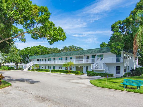 3rd image of 2800 Indian River Boulevard #2q