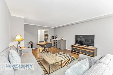 Rented by NextStopNY