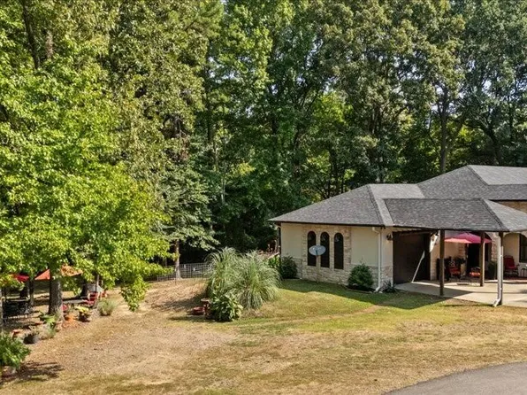 305 Darlene Dr, Broken Bow, OK 74728