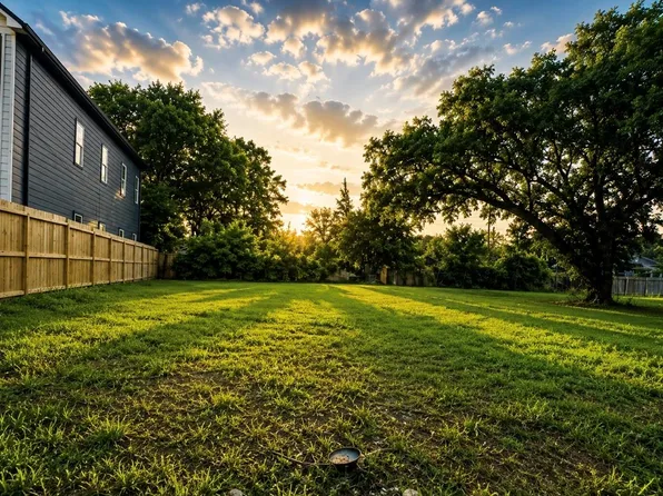 409 N Carolina St, Houston, TX 77029